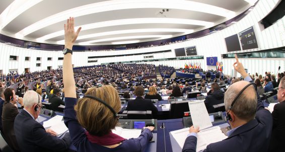 Corruption allegations: MEPs push for ambitious changes and quick progress  