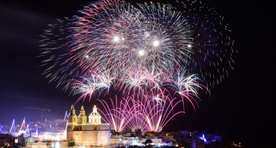 Mixegħla fis-smewwiet Maltin: Tradizzjoni sajfija fil-qofol tagħha  